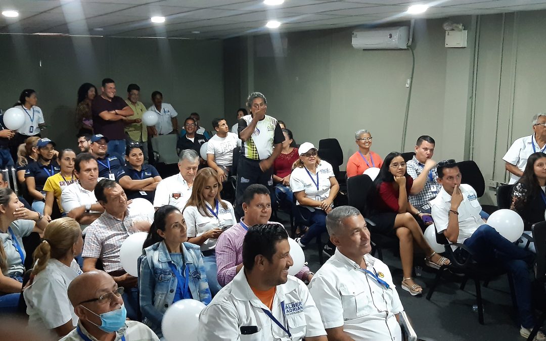 Imparten taller “Principios y Valores para un Servidor Público Ideal” a funcionarios de la alcaldía vigíense