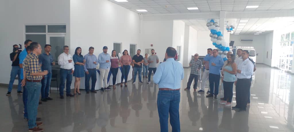 Inauguran empresa Autocamiones Chama, concesionario Fotón El Vigía
