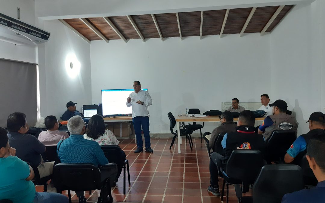 Alcalde Lisandro Segura sostuvo encuentro con los periodistas y medios de comunicación