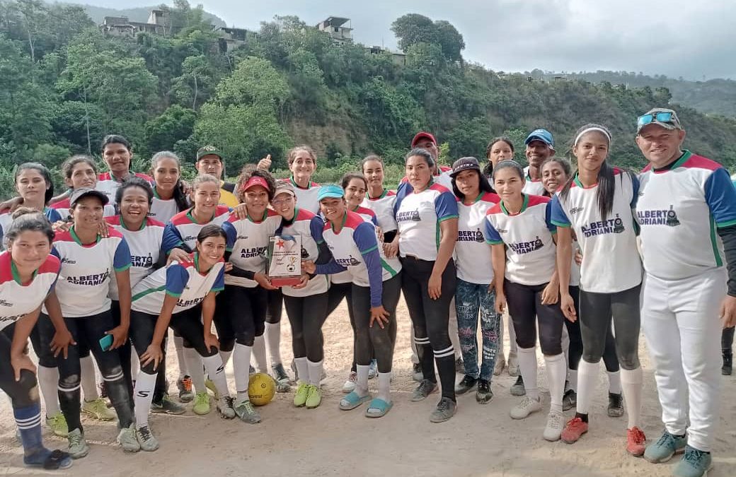 Selección mayor de Kickingball de Alberto Adriani subcampeona  en Tovar