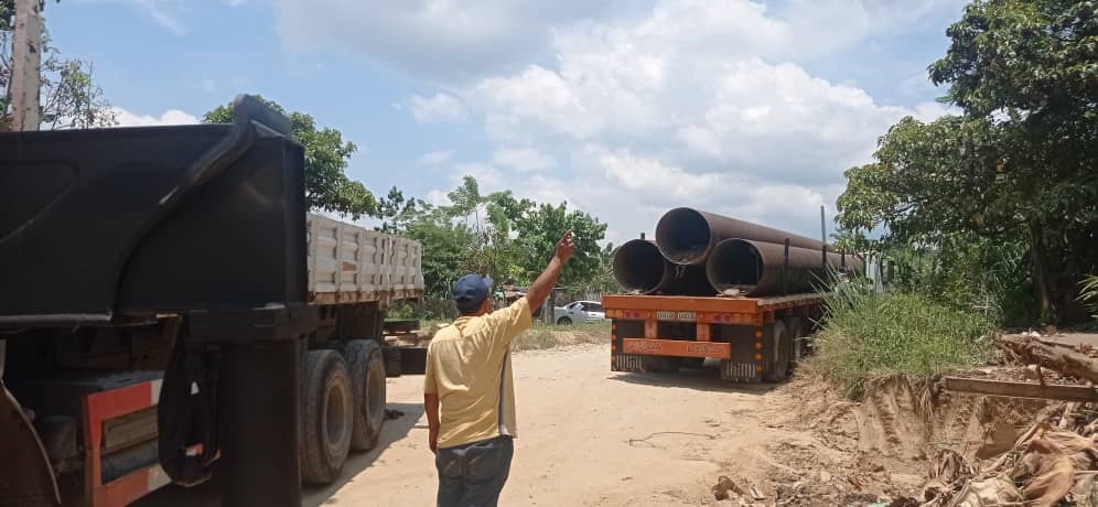 Puente provisional sobre el río Onia se construyó en cuatro semanas