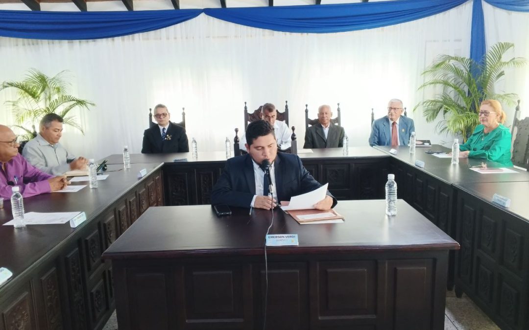 Municipalidad homenajeó a profesionales de la Odontología