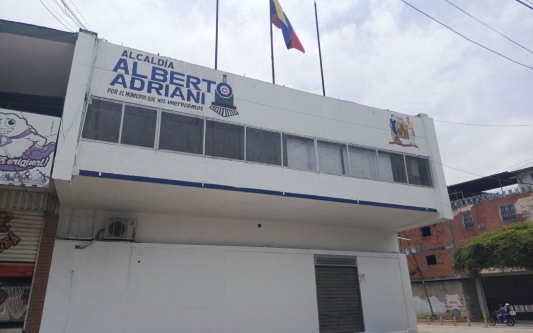 Alcaldía Alberto Adriani recibió jornada de fumigación gratuita para combatir vectores