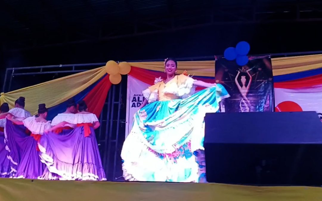 Ángeles Márquez brilló al ritmo colombiano en su prueba de talento