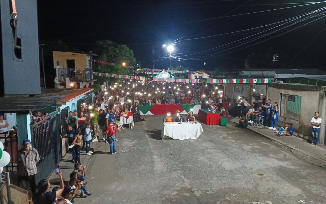Candidatas Isamar Corrales y María de Jesús Rivas presentaron pruebas de talento