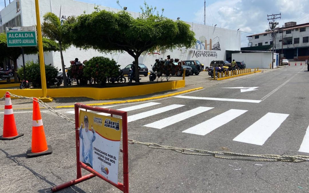 Alcaldía Alberto Adriani avanza con plan de Señalización y Demarcación Vial