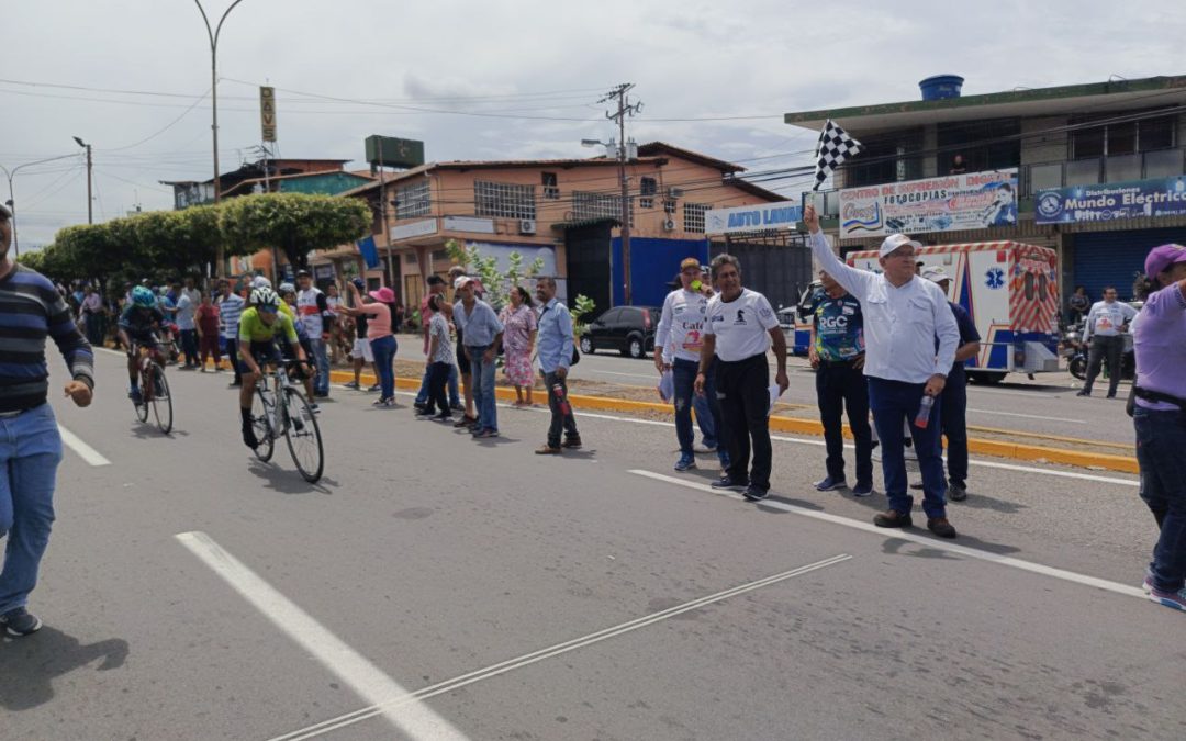 Más de 130 pedalistas participaron en el tercer Clásico Ciclístico de Ligas Menores
