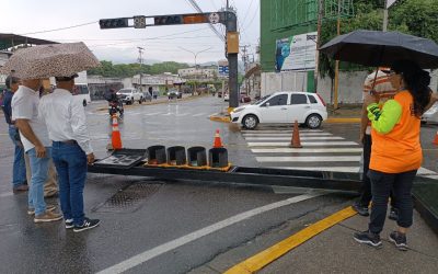 Alcaldía de Alberto Adriani restituyó semáforo en intersección de la Av. Bolívar