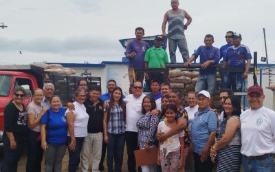 Lisandro Segura entregó materiales para proteger el tanque del acueducto rural de La Palmita