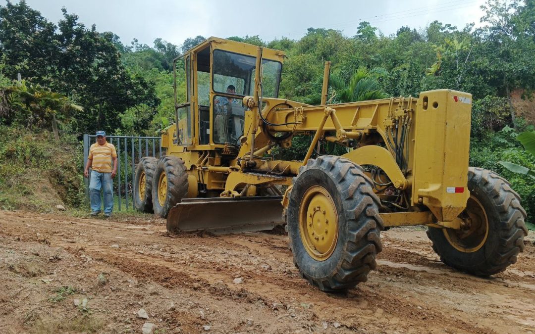 Gestión de Lisandro Segura rehabilitó vía agrícola en Cerro Azul  