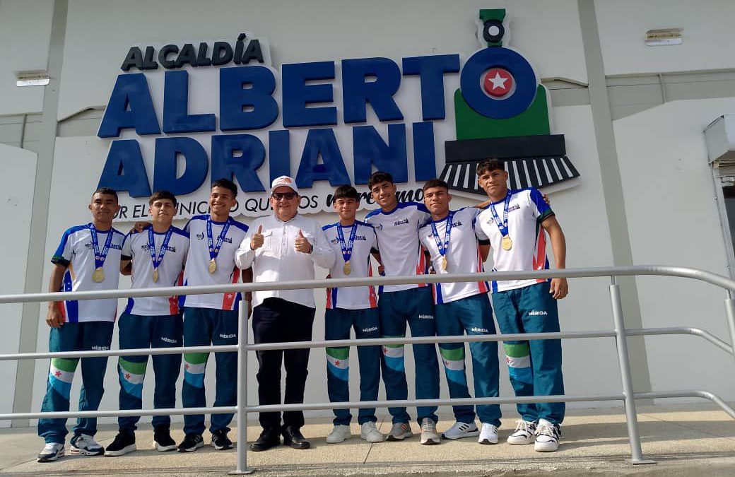 Lisandro Segura recibió a los campeones de los Juegos Deportivos Nacionales y Paranacionales “Oriente 2024”