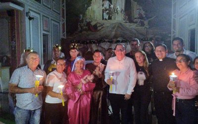 Alcalde Lisandro Segura acompañó tradicional Paradura del Niño Jesús en La Blanca
