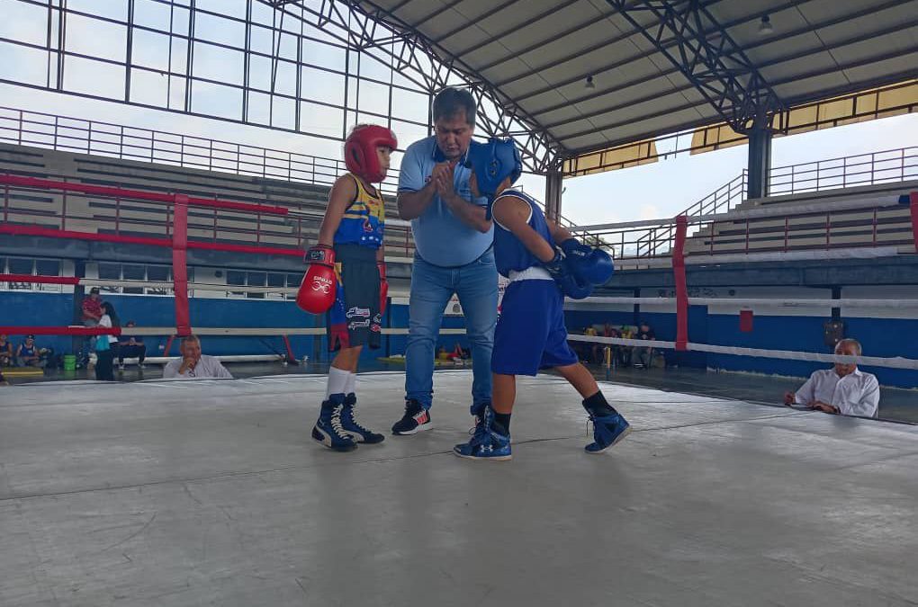 El Vigía vibró con 28 combates en intercambio de boxeo Mérida-Zulia
