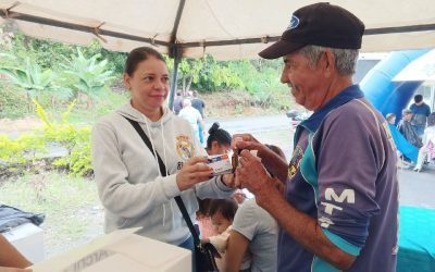 Gestión de Lisandro Segura atendió a más de 100 personas en jornada social en Roca Julia