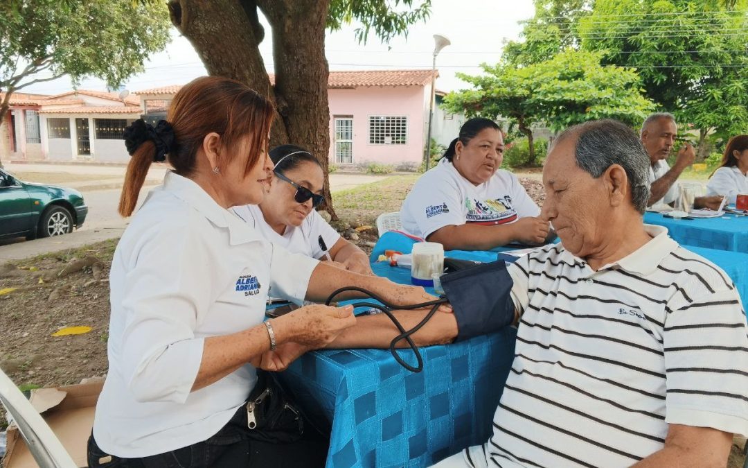 Gobierno de Lisandro Segura atendió a más de 100 personas en jornada social en Prado Hermoso