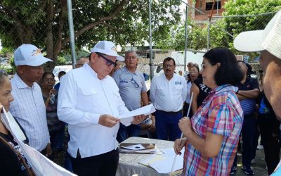 Alcalde Lisandro Segura atiende planteamientos de las comunidades de La Florida y Flor del Paraíso