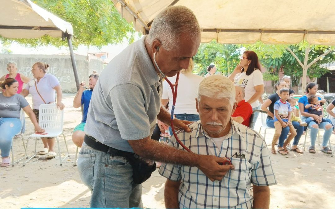 Gestión de Lisandro Segura benefició a 220 personas con Jornada Médica Social en Aroa II