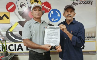 Gobierno de Lisandro Segura entregó aval de reconocimiento a la Línea de Transporte “La Vencedora”