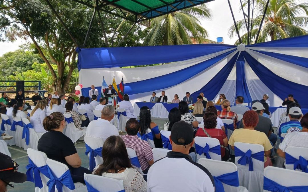 Autoridades municipales de Alberto Adriani celebraron el día internacional de la enfermería