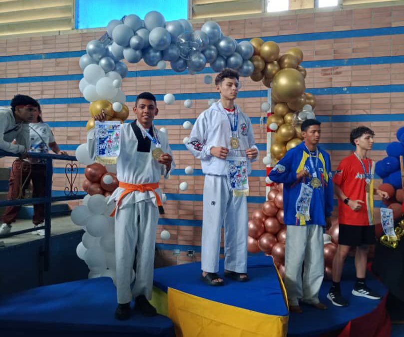 Club de Taekwondo Los Naranjos brilló en Campeonato Nacional en Mérida