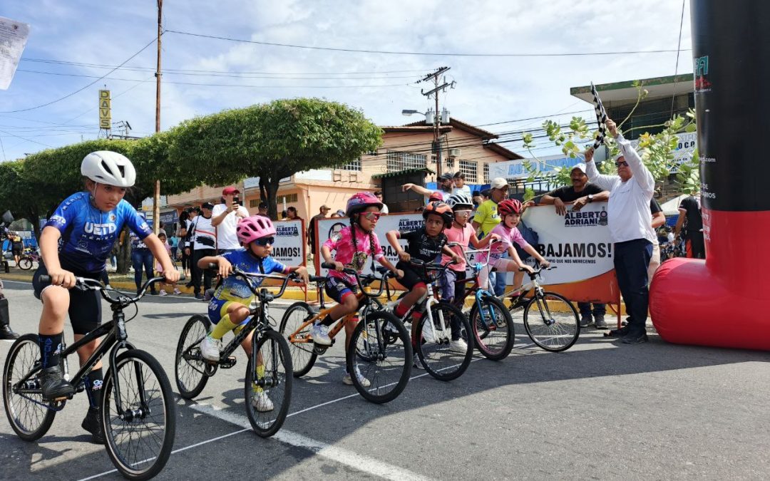 Más de 120 pedalistas participaron en el Clásico Ciclístico de ligas menores Alberto Adriani