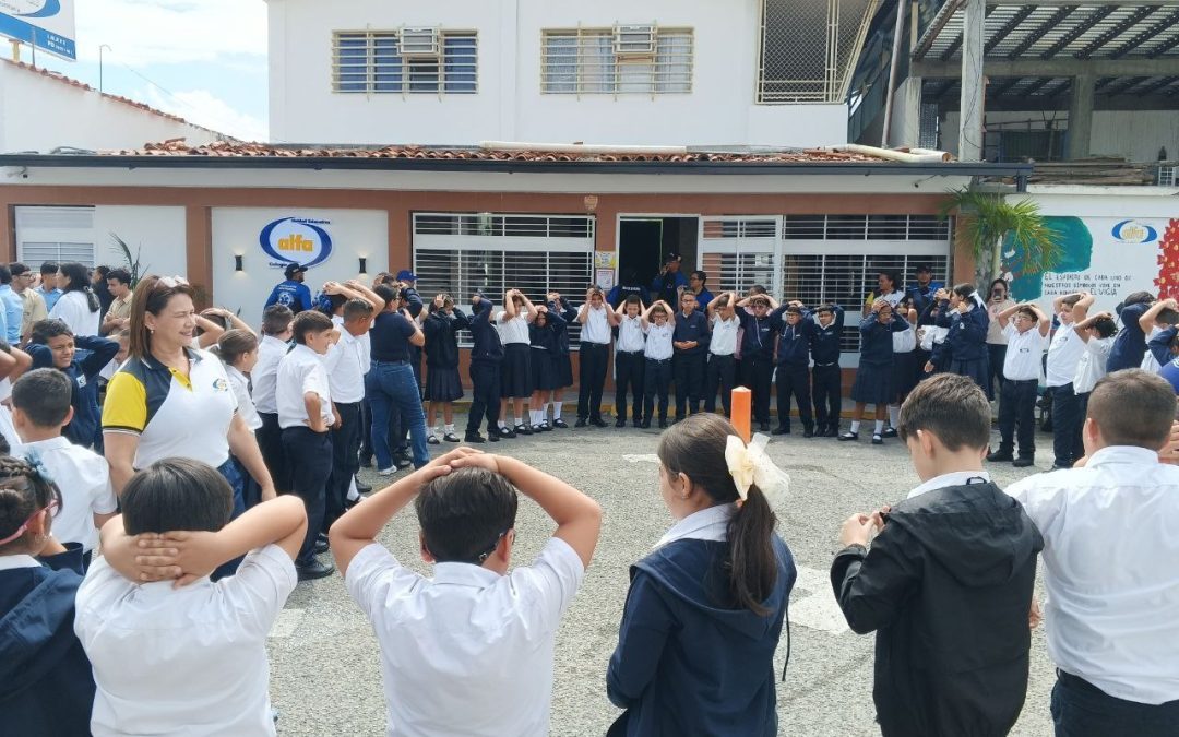 Ugradmaa realizó exitoso simulacro sobre Sismos en Institución Educativa