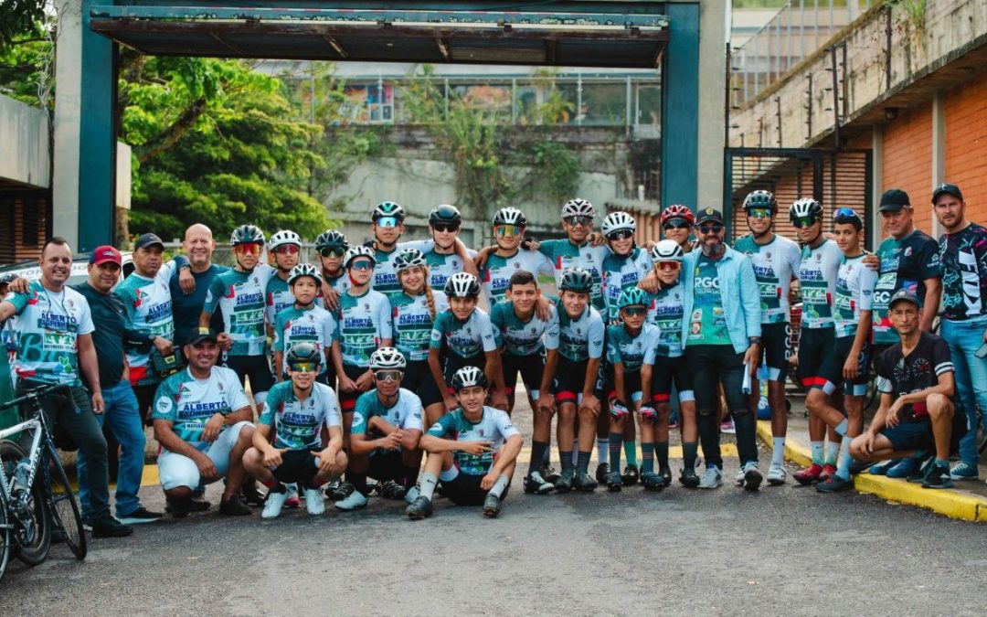 Club de Ciclismo Alcaldía Alberto Adriani ´La Cordillera´ arrasó en Tour Andino en Táchira