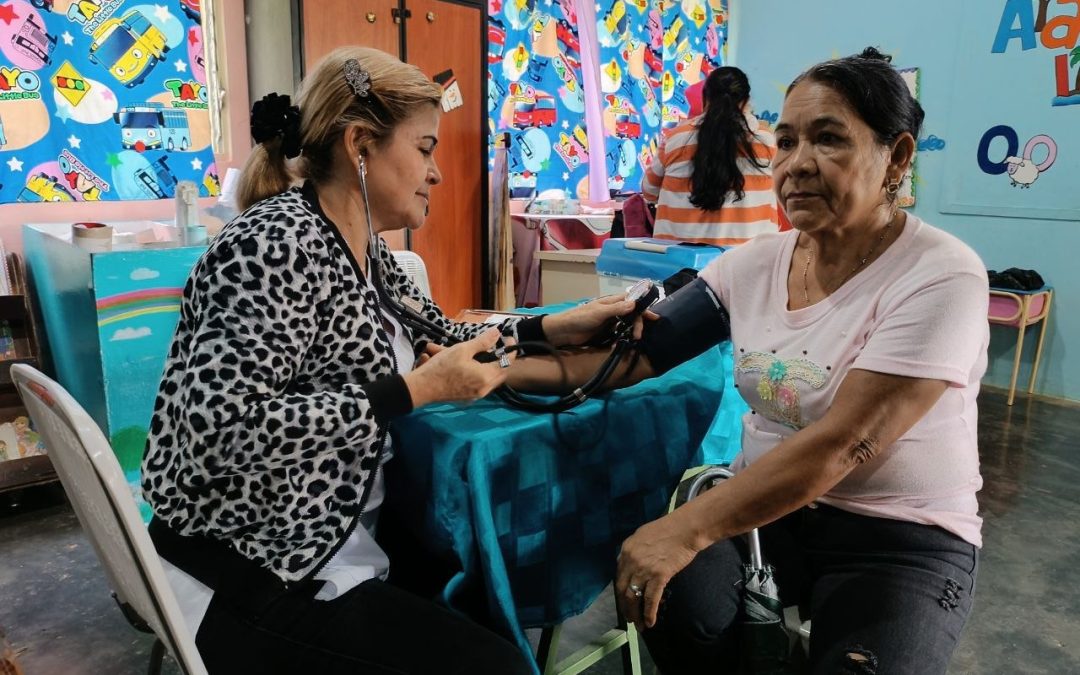 Gobierno de Lisandro Segura atendió a casi cien personas en jornada social en Quebrada Blanca