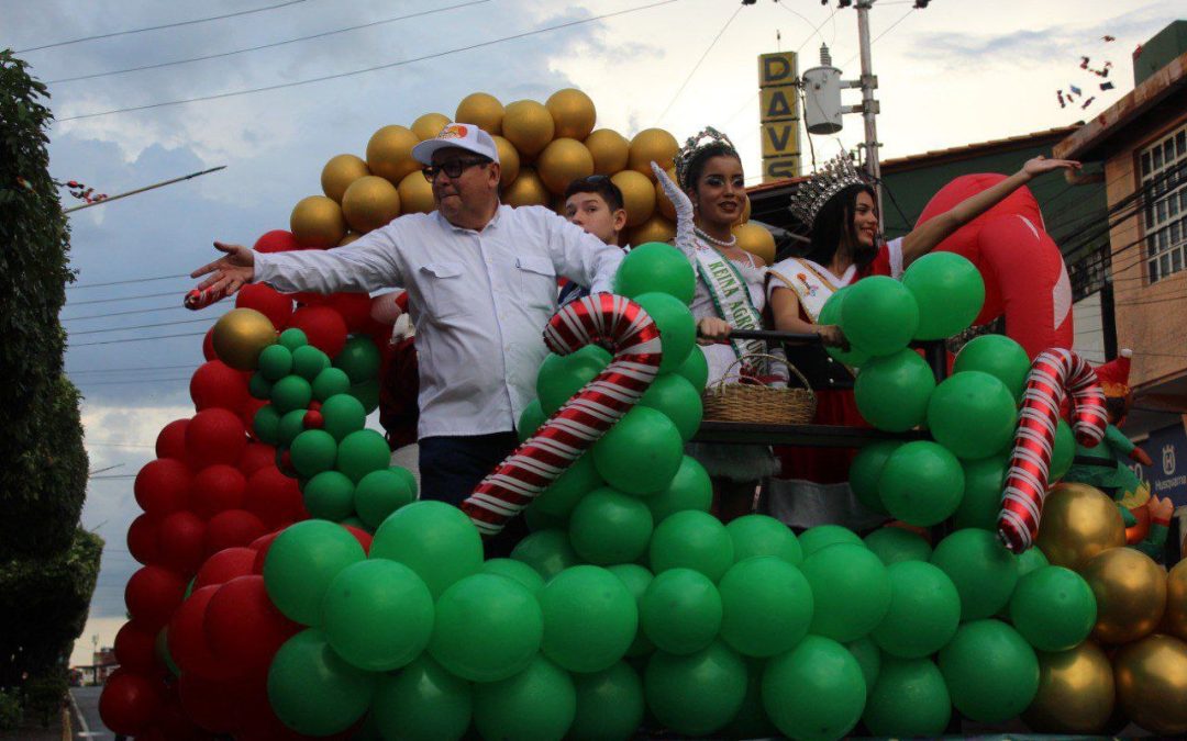 Gran Desfile Navideño llenó de Alegría las principales Calles de El Vigía