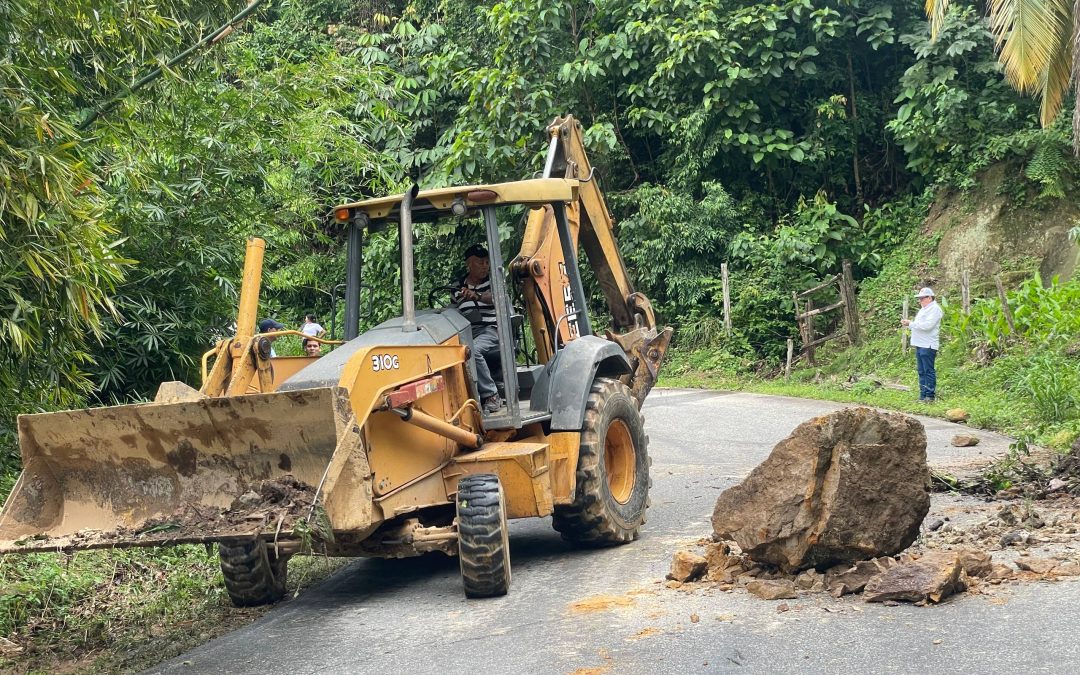 Alcaldía de Alberto Adriani atiende afectaciones en parroquia Gabriel Picón González