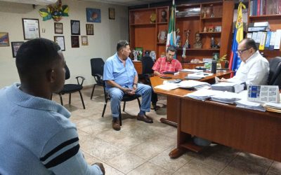 Alcalde Lisandro Segura anuncia plan de asfaltado y bacheo para vía Los Naranjos