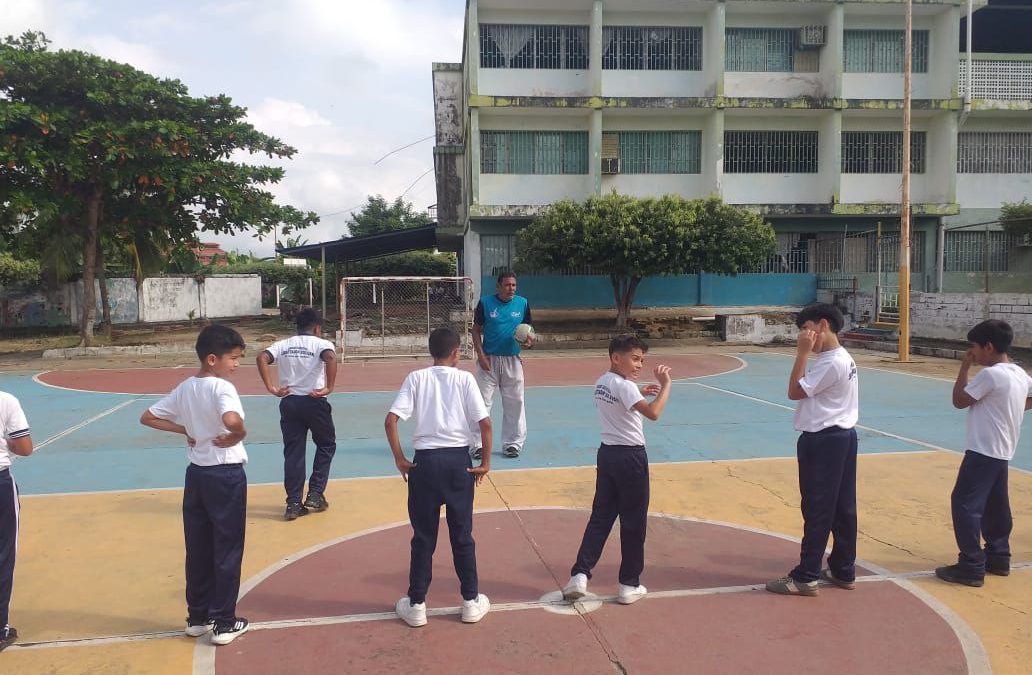 Imdraa avanza apoyo en actividades deportivas y recreativas del sector educativo 