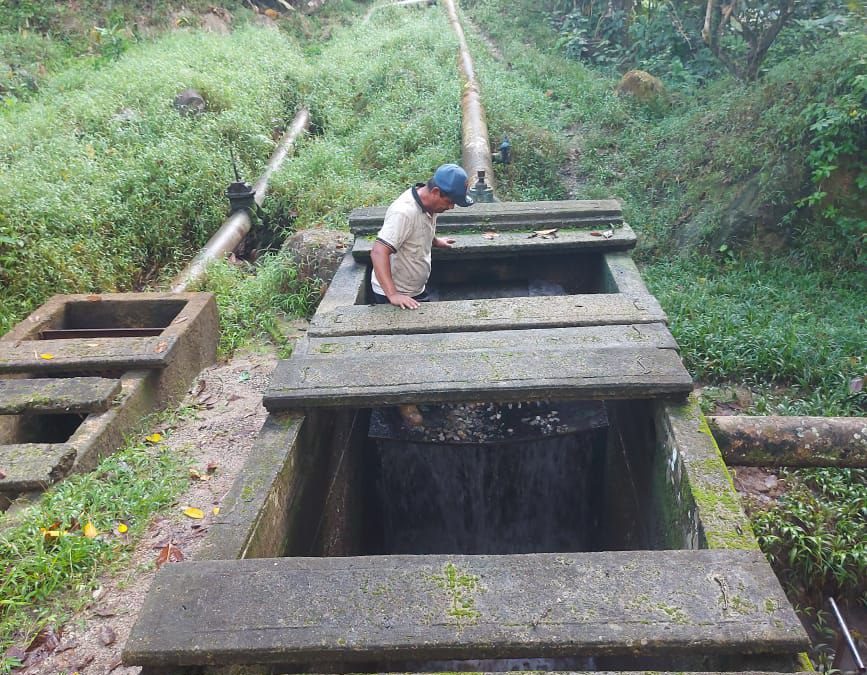Gestión de Lisandro Segura realiza mantenimiento y limpieza de acueductos en El Vigía