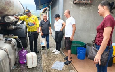 Alcaldía del Alberto Adriani atendió con cisterna a más de 60 familias de Mucujepe