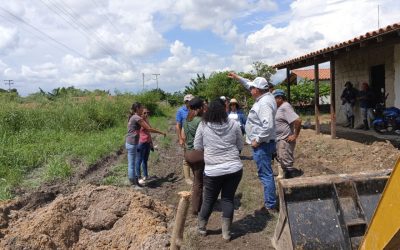 Alcalde Lisandro Segura apoya obra de la comunidad Montesacro