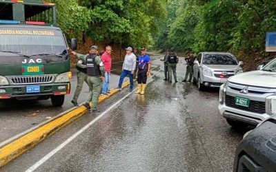Gobierno de Lisandro Segura atendió afectaciones por lluvias en Alberto Adriani