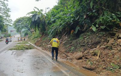 Alcaldía de Alberto Adriani ejecuta labores de limpieza y despeje en la cabecera del Puente Chama