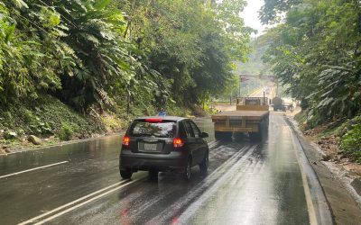 Restablecido el paso vehicular en el puente sobre el río Chama tras labores de despeje