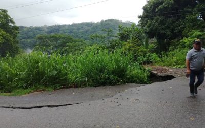 Alcaldía de Alberto Adriani advierte riesgo inminente de pérdida de la vía hacia La Palmita