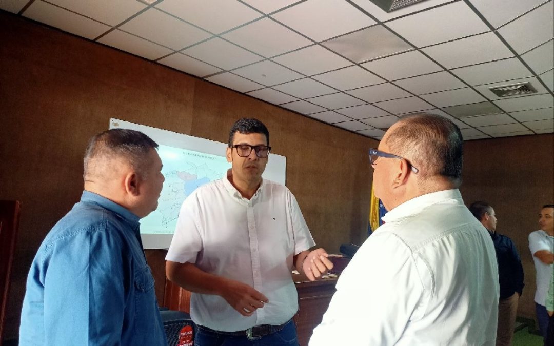 Alcaldía de Alberto Adriani fortalece alianzas institucionales para impulsar vacunación contra la fiebre aftosa