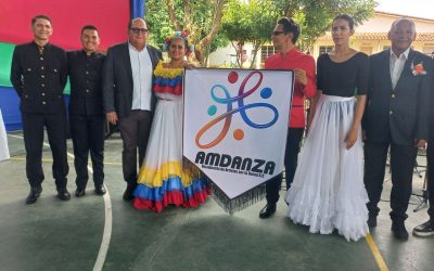 Alcalde Lisandro Segura acompañó instalación oficial de Amdanza