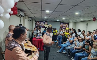 Trabajadoras de la Alcaldía Alberto Adriani celebraron el Día de las Madres