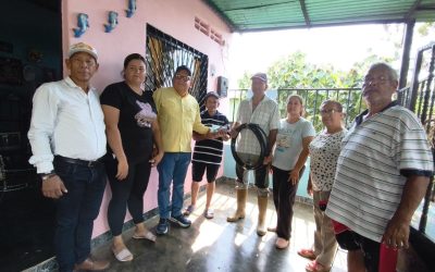 Alcalde Lisandro Segura supervisa trabajos y entrega ayudas en la parroquia Héctor Amable Mora