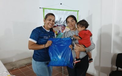 Entregan “Kits Nutricionales” a 30 niños a través del programa Una Mano Amiga