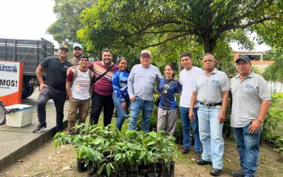 Alcalde Lisandro Segura continúa jornada de Arborización y Siembra de Jardines en El Vigía