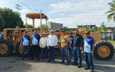 Gobierno de Lisandro Segura adquirió nueva máquina motoniveladora