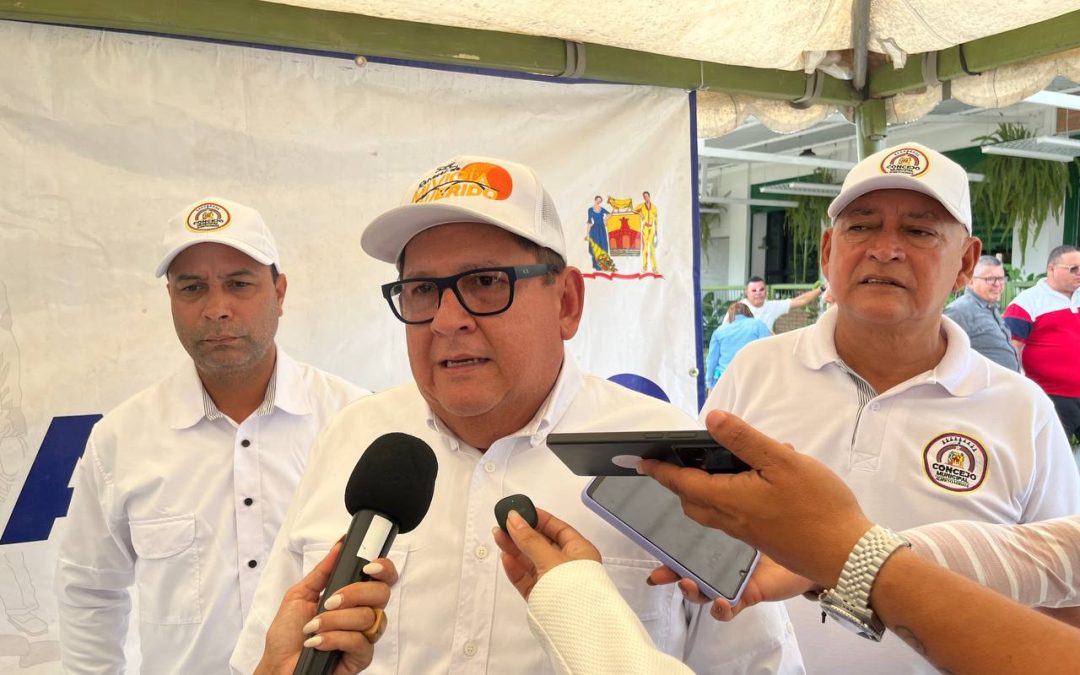 Alcalde Lisandro Segura llamó a la solidaridad durante el Radio Maratón “El Vigía por Venezuela”