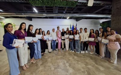 Alcalde Lisandro Segura entregó certificados a nuevos promotores turísticos de El Vigía