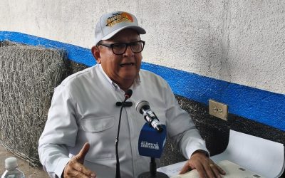 Alcalde Lisandro Segura entregó propuesta al gobernador de Mérida para atender crisis eléctrica en El Vigía